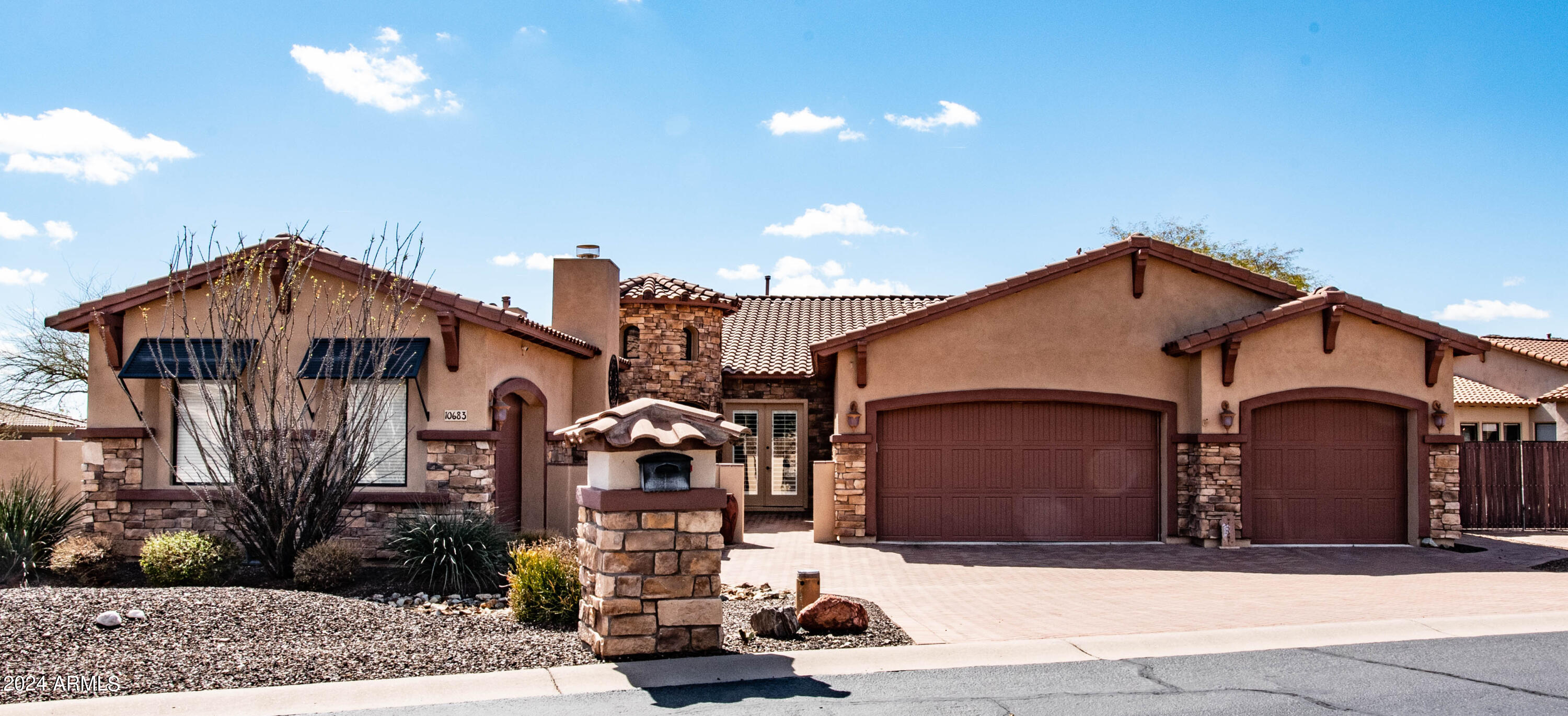 10683 E SADDLE BLANKET Trail