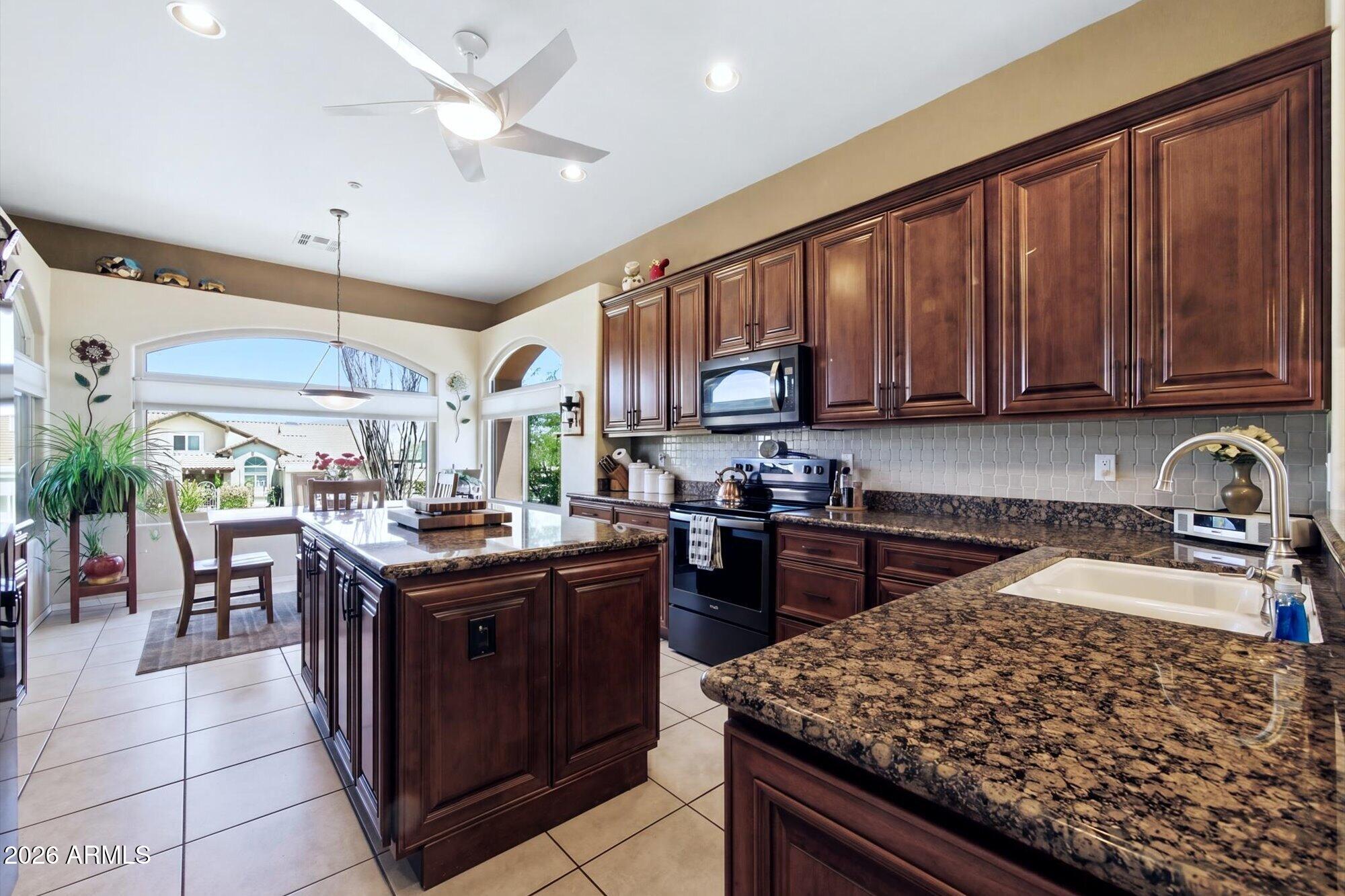 13046 N MIMOSA Drive