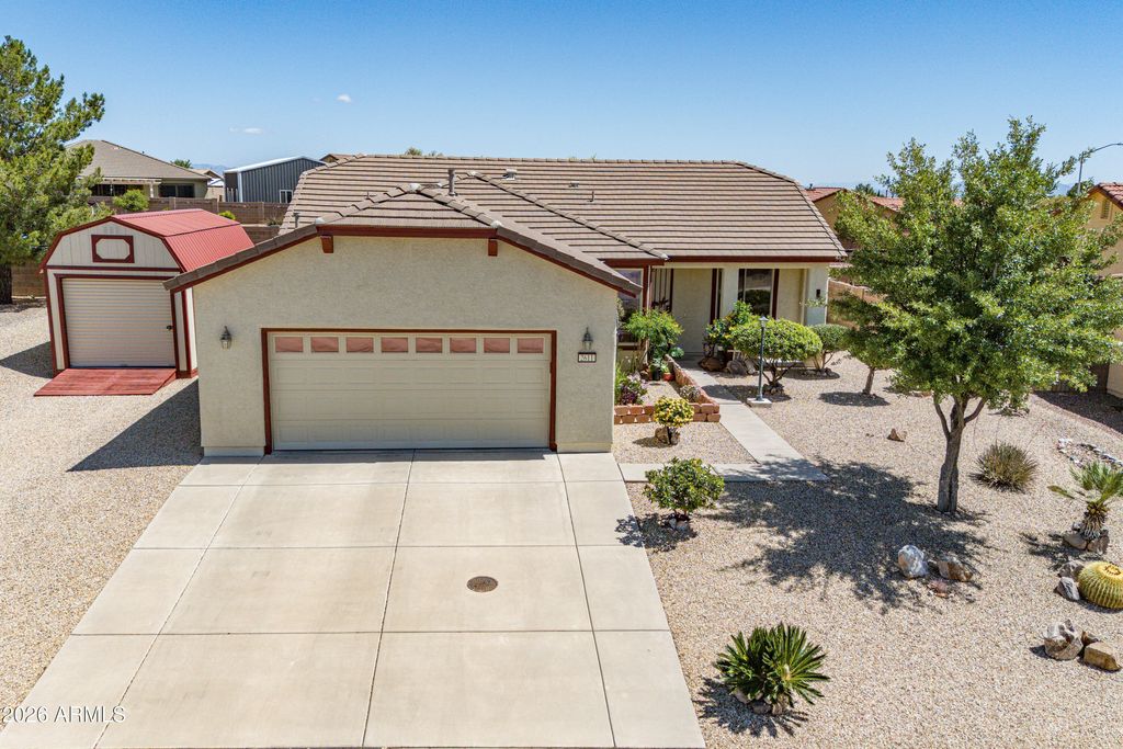 Photo of 2611 Rising Moon Way, Sierra Vista, AZ 85635 (MLS # 7016144)