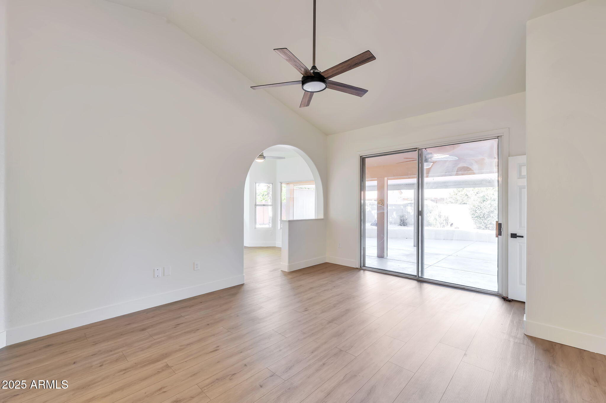 15116 W SENTINEL Drive