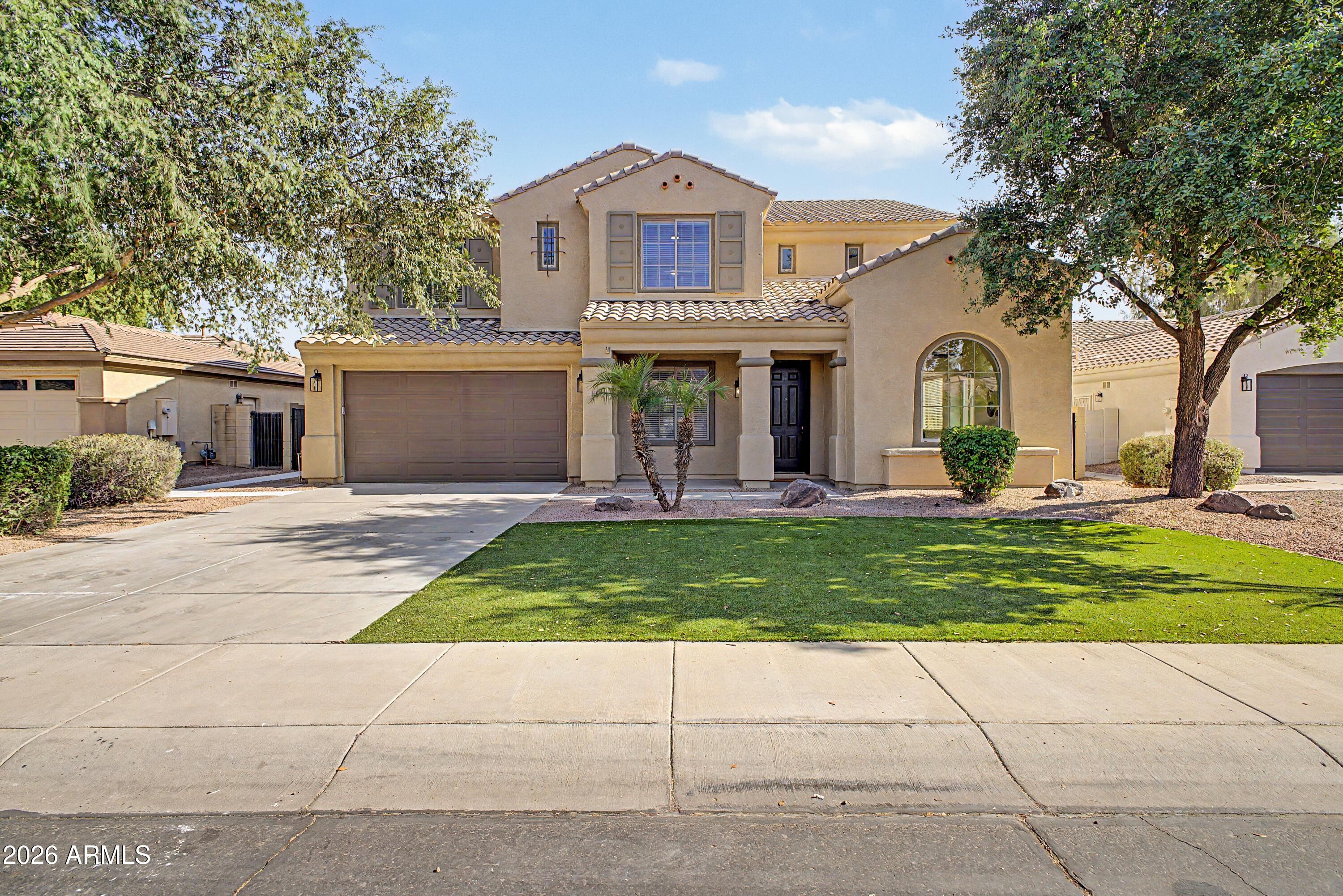 1391 E BLUEBIRD Drive
