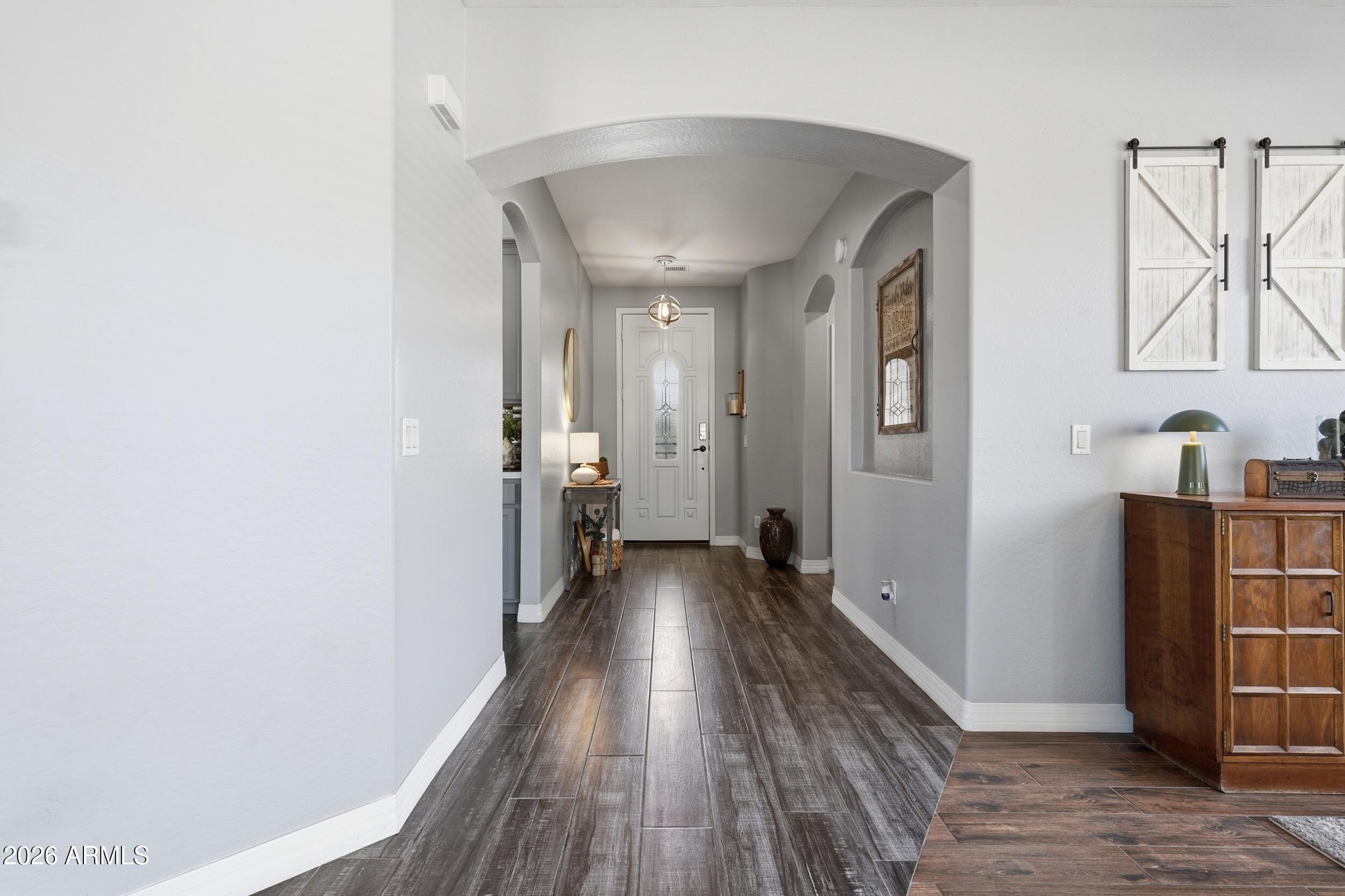 8371 W SPUR Drive