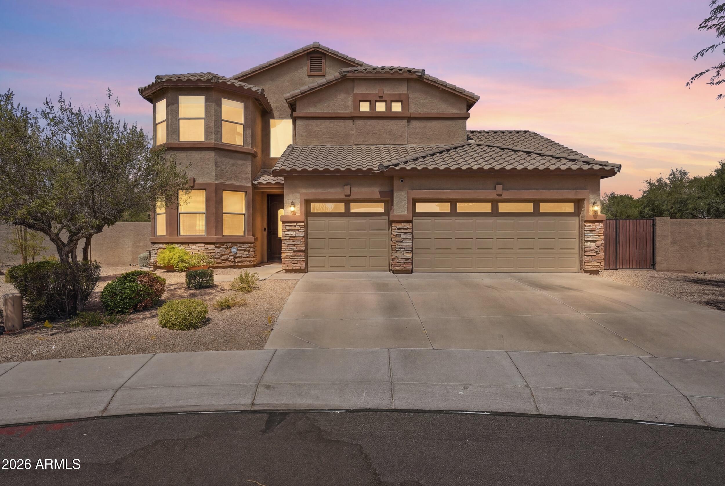 8371 W SPUR Drive