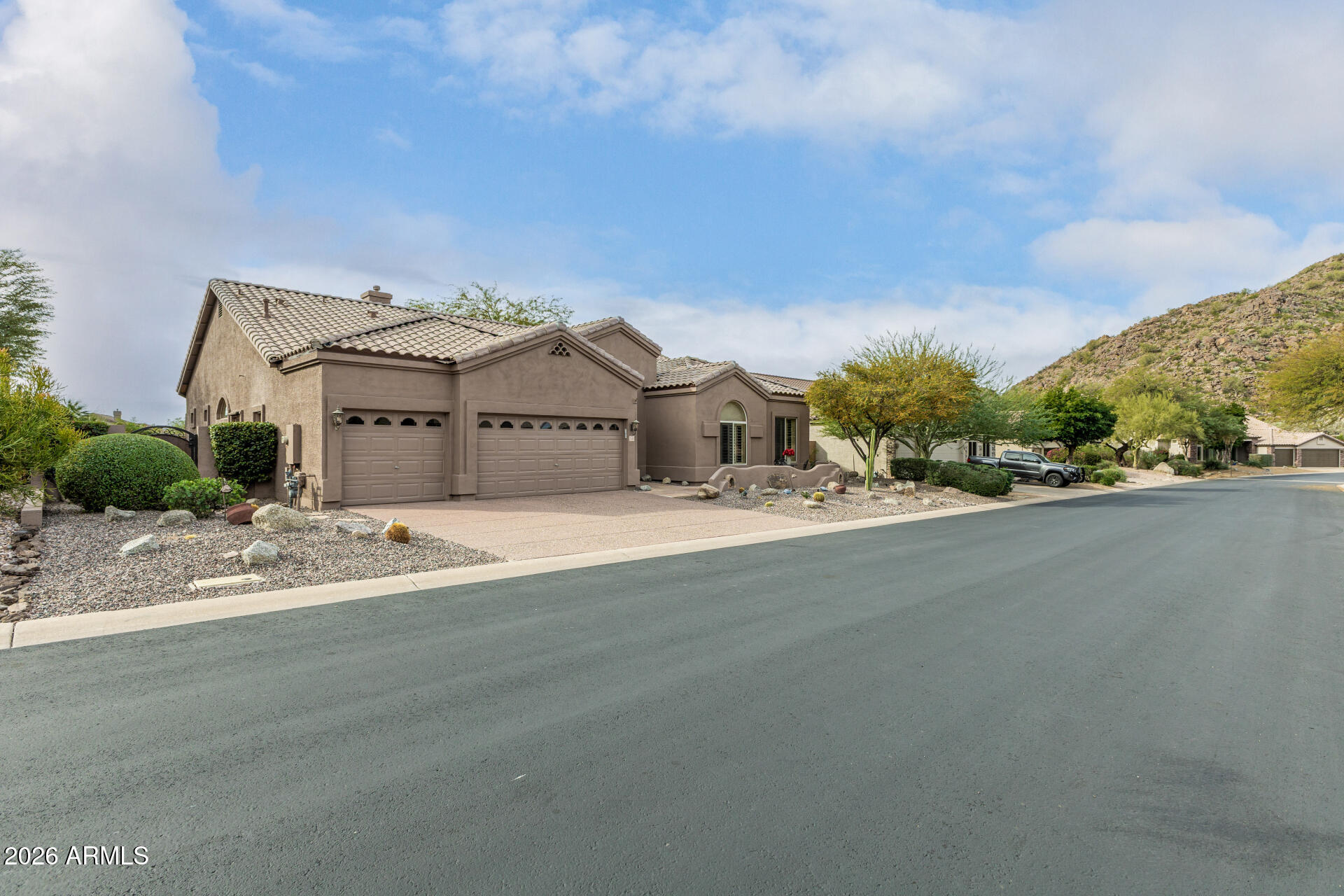 7343 E RED HAWK Street