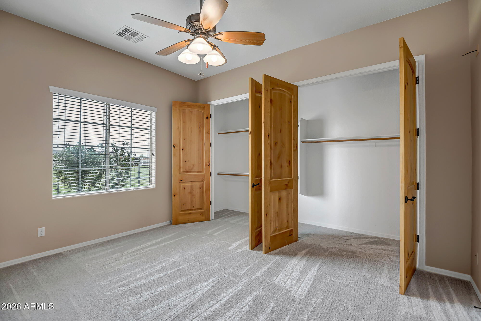 Horse Property deluxe on 2.33 acres - Residential