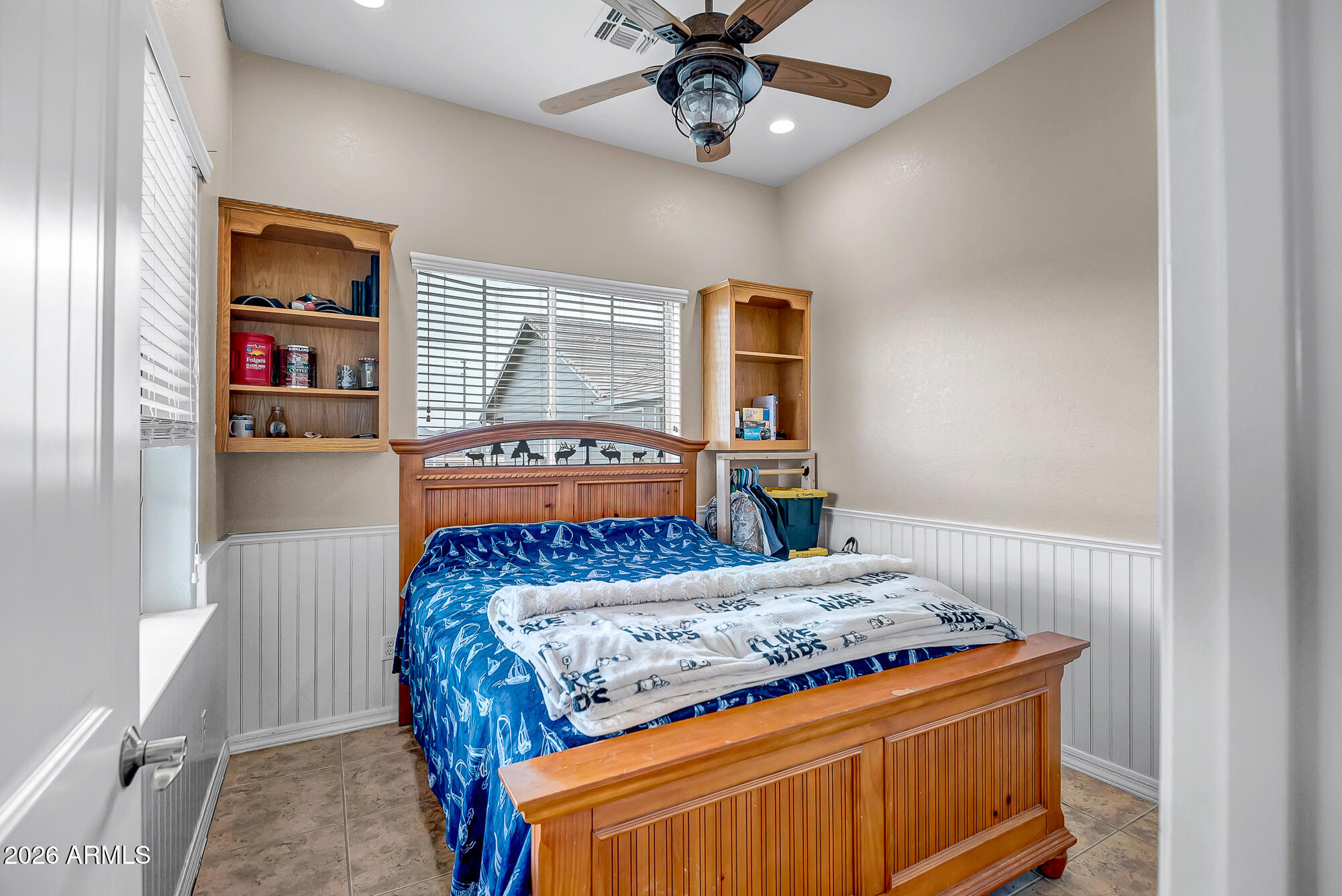 Horse Property deluxe on 2.33 acres - Residential