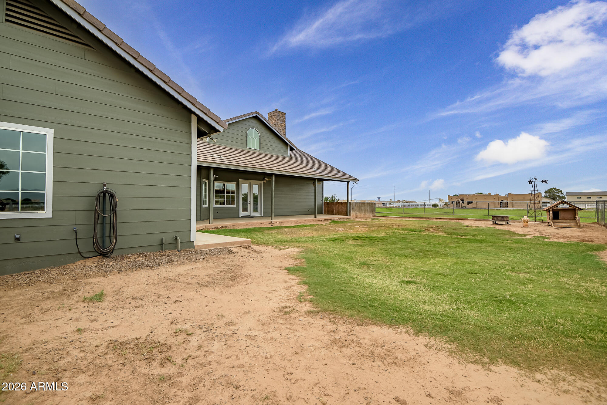 Horse Property deluxe on 2.33 acres - Residential
