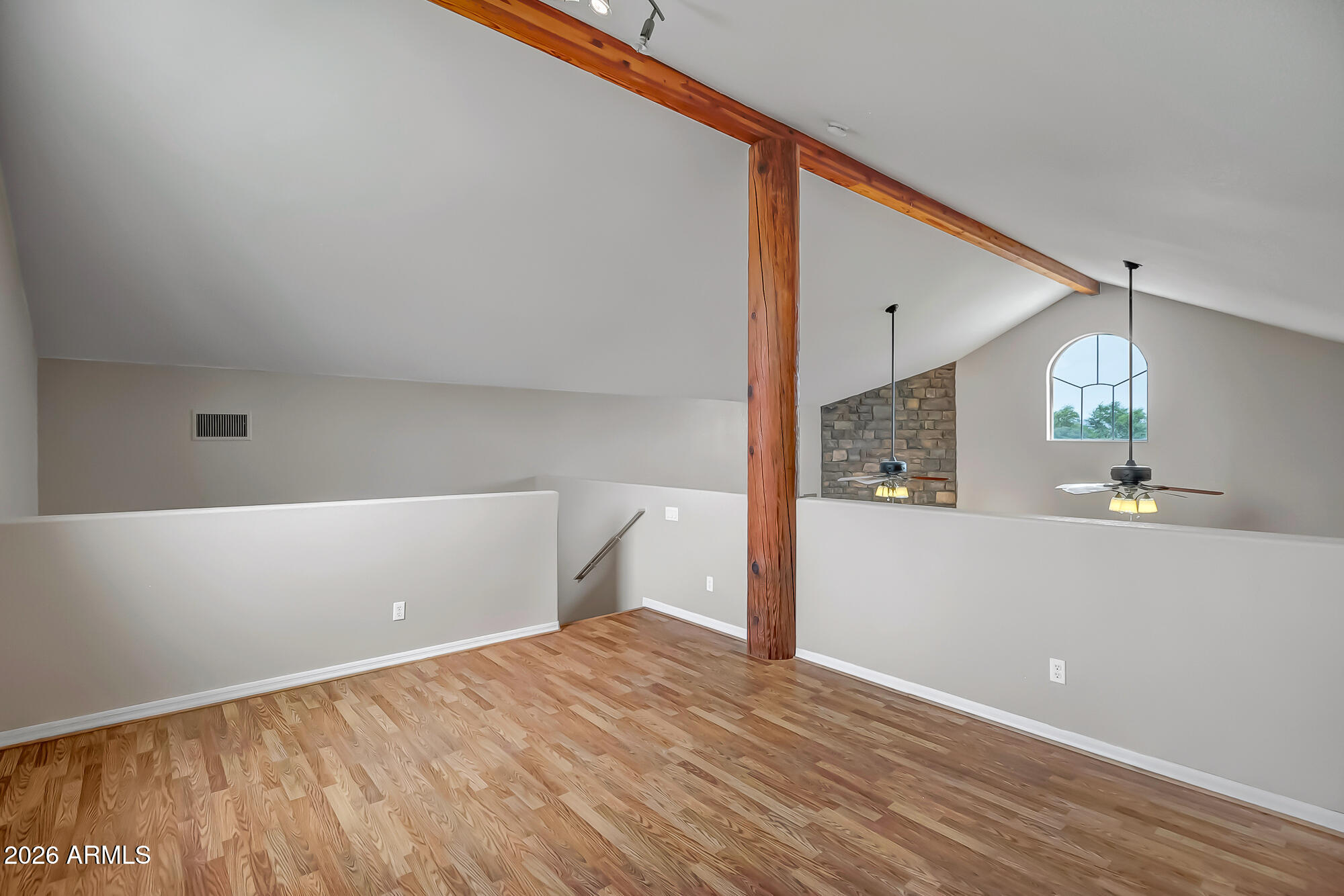 Horse Property deluxe on 2.33 acres - Residential