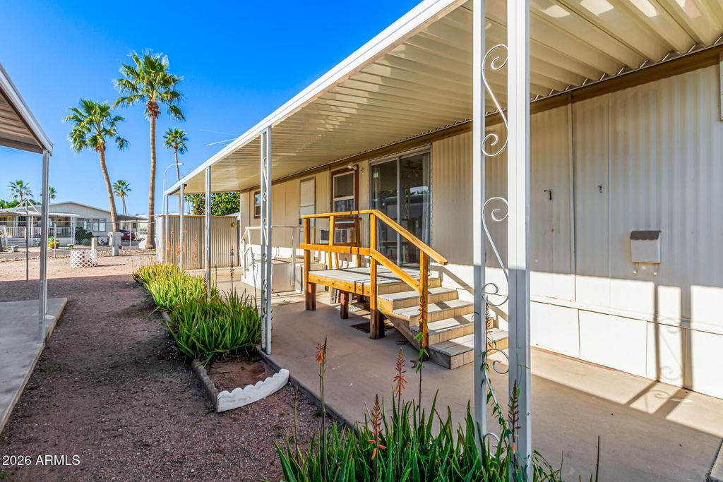 Photo of 1050 E Broadway Avenue #18, Apache Junction, AZ 85119 (MLS # 6970133)