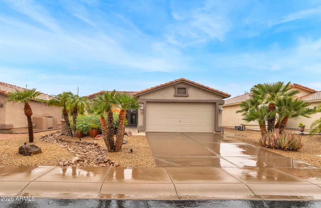 Photo of 1462 E Cherry Hills Drive, Chandler, AZ 85249 (MLS # 7055173)
