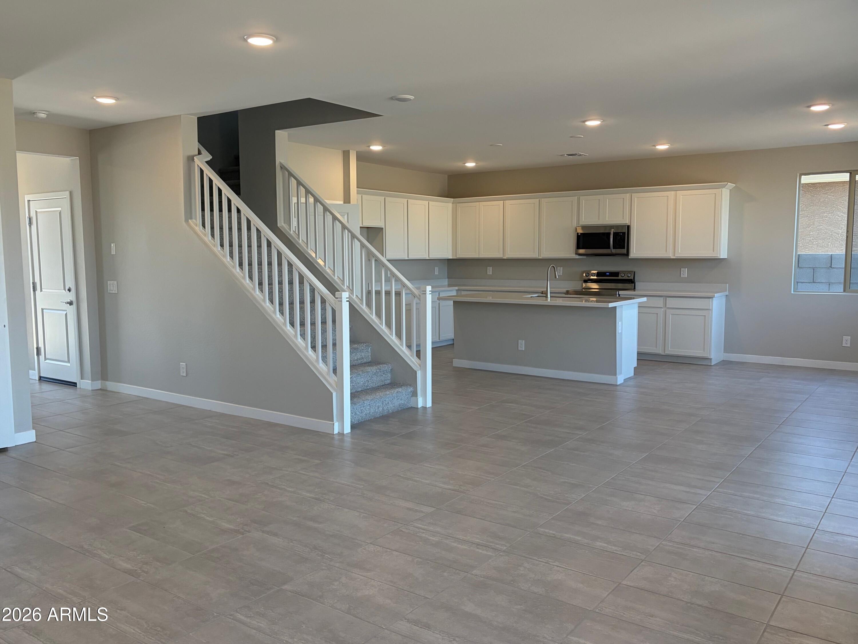 7300 E HACKAMORE Lane S