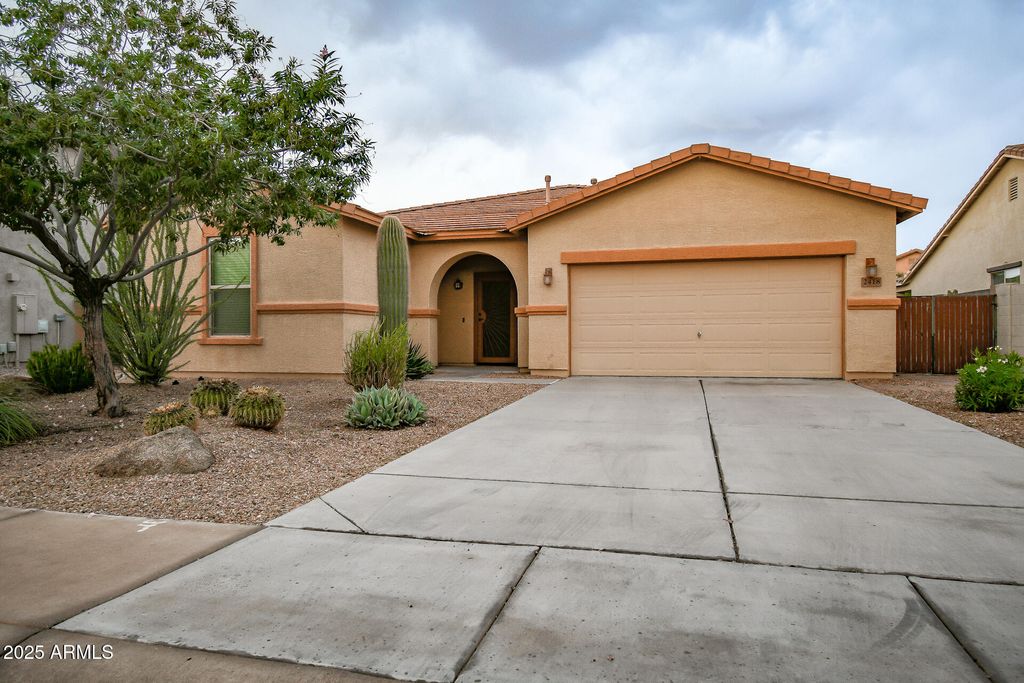 Photo of 2418 W Angel Way, San Tan Valley, AZ 85144 (MLS # 6992225)