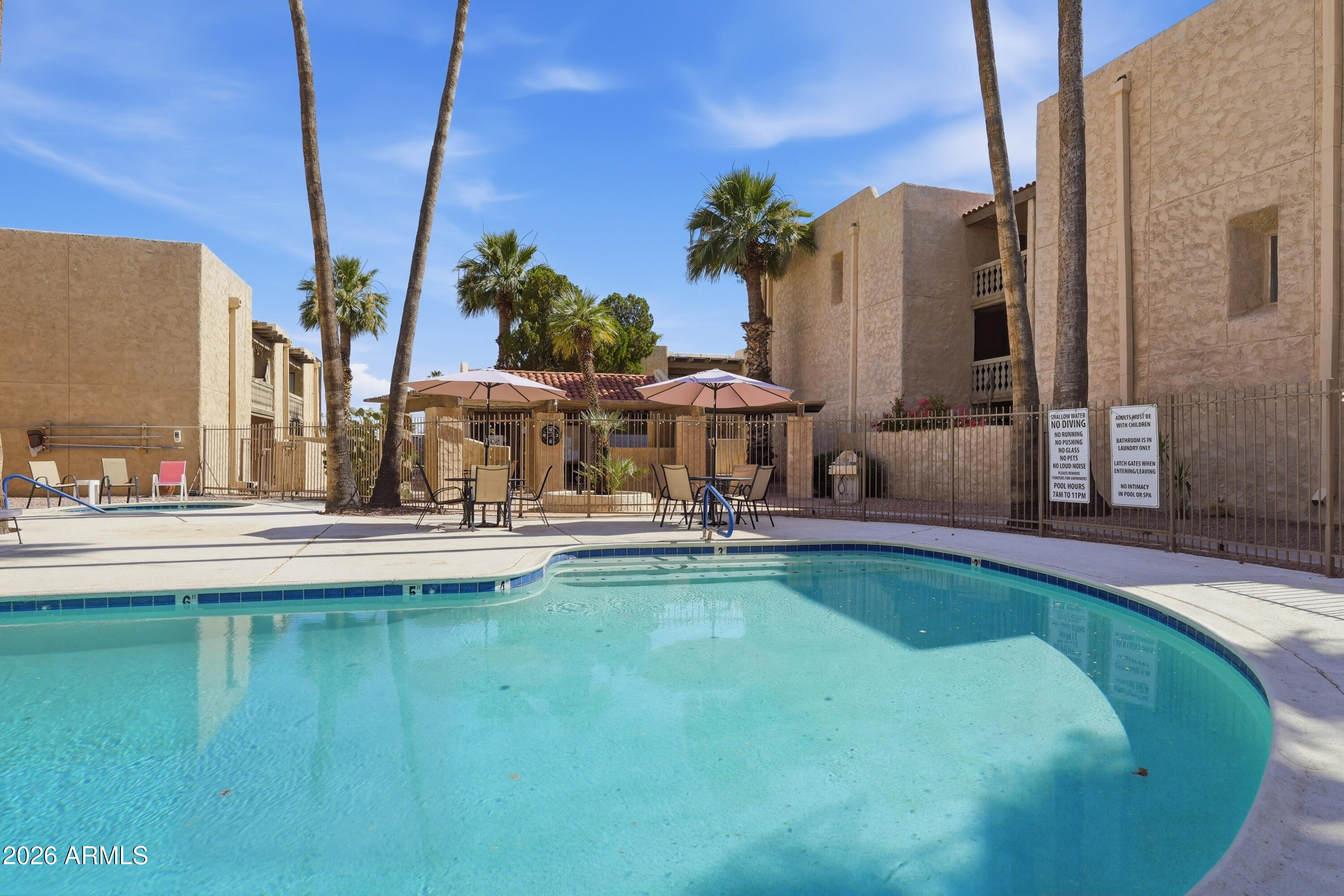 EL CHAPARRAL VILLAS - Residential