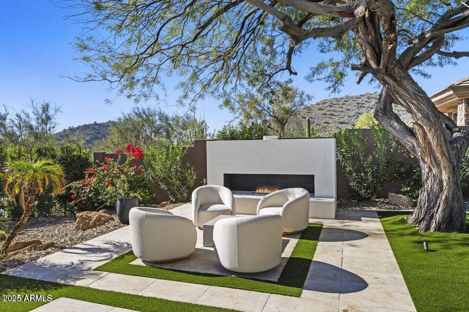 SCOTTSDALE MOUNTAIN - Residential