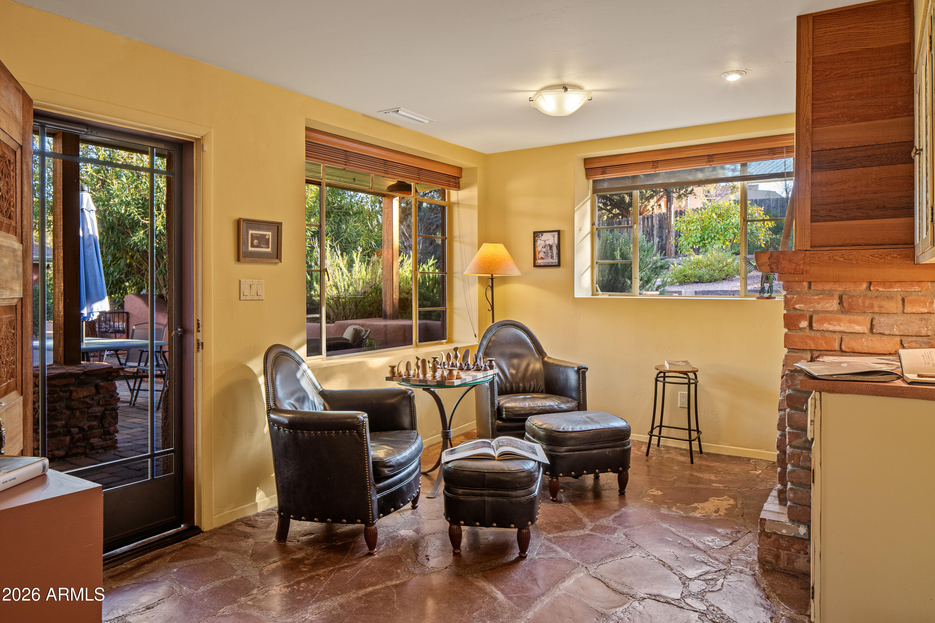 Under 5 acres - Residential