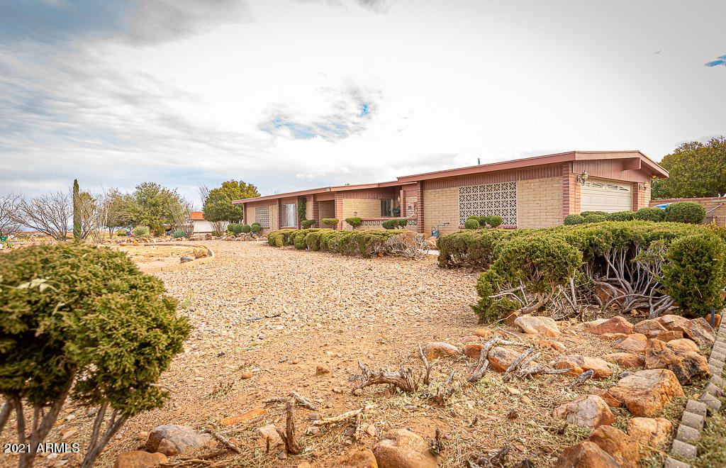 HUACHUCA MOUNTAIN VILLAGE UNIT A - Residential