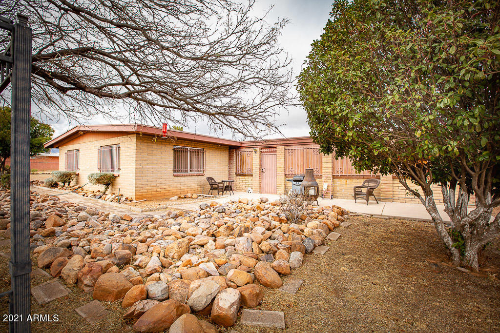 HUACHUCA MOUNTAIN VILLAGE UNIT A - Residential
