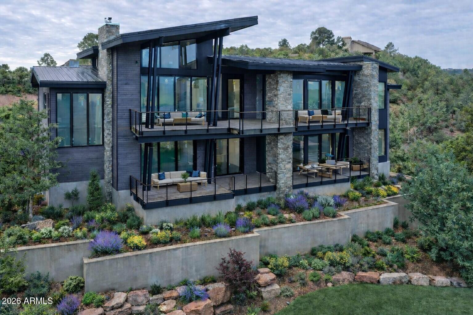 2502 E MORNING GLORY Circle