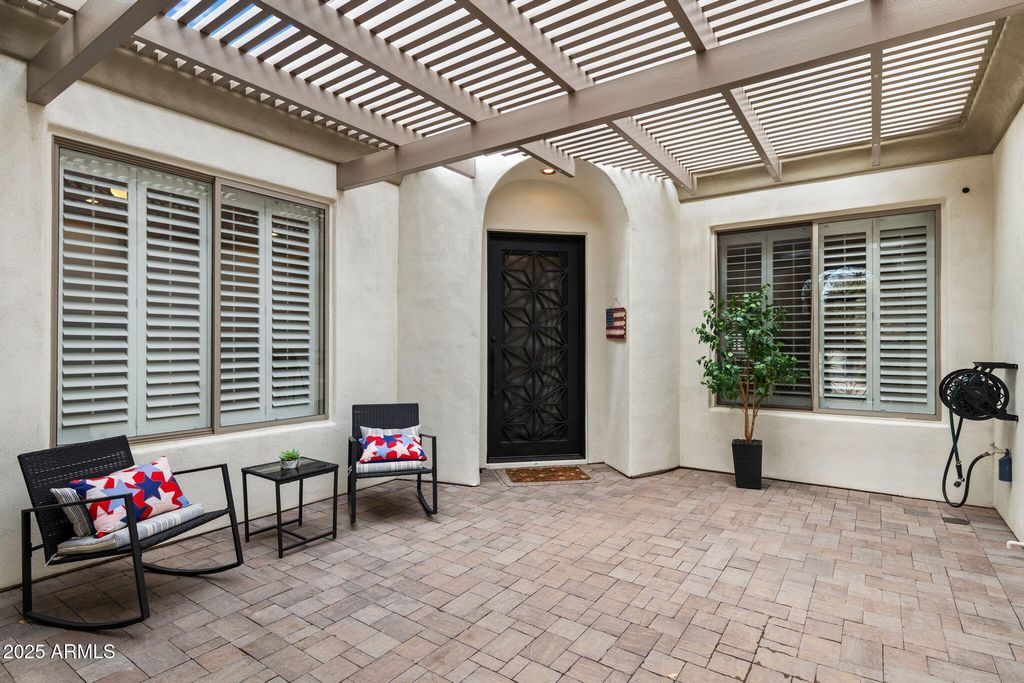 Photo of 4636 E Carriage Court, Gilbert, AZ 85297 (MLS # 6926220)