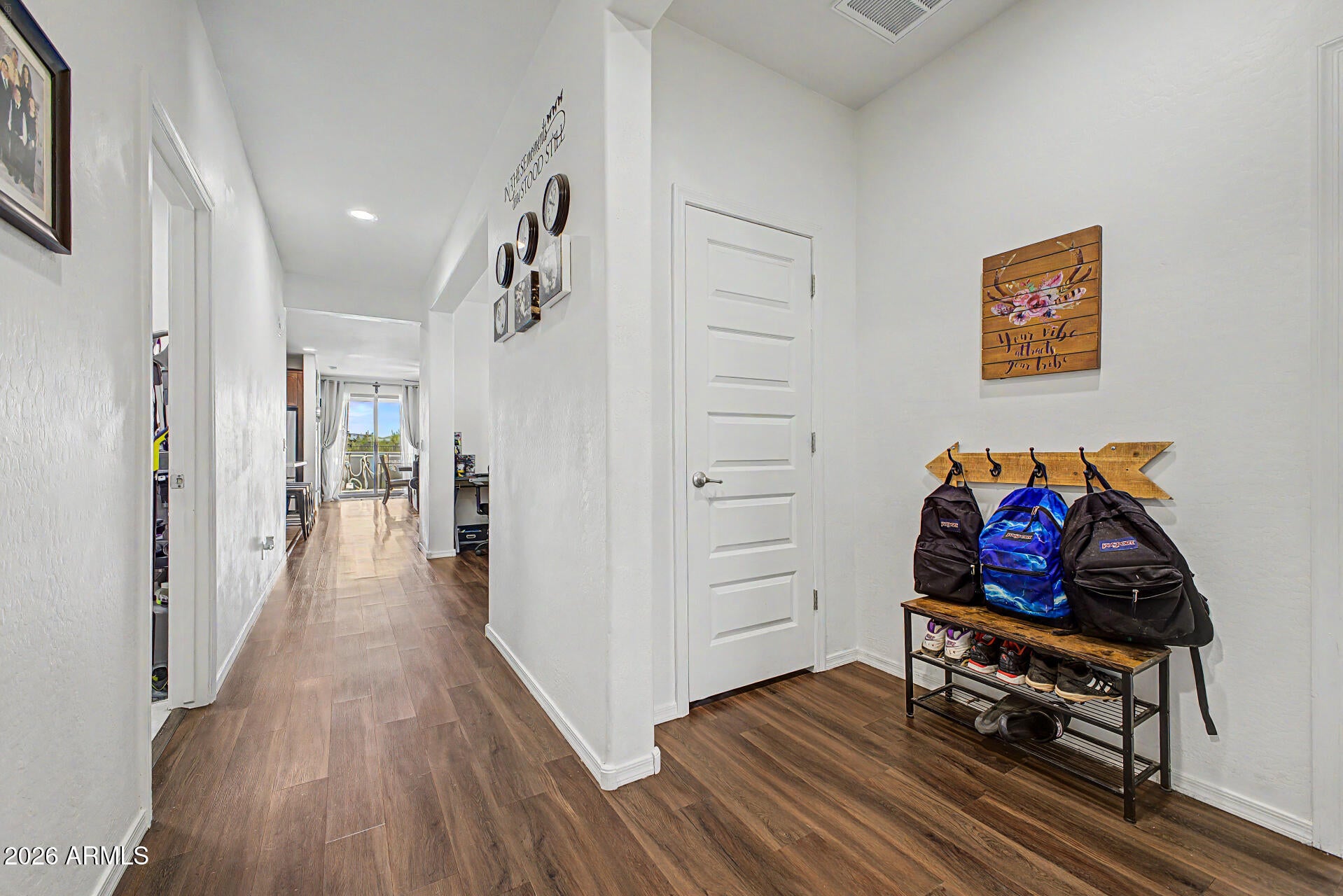18146 W ROBIN Lane