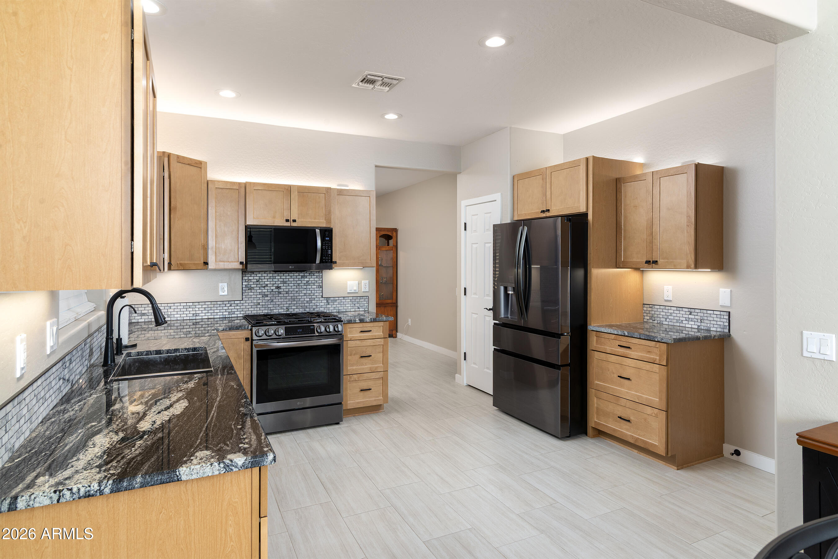 8193 S PIONEER Court