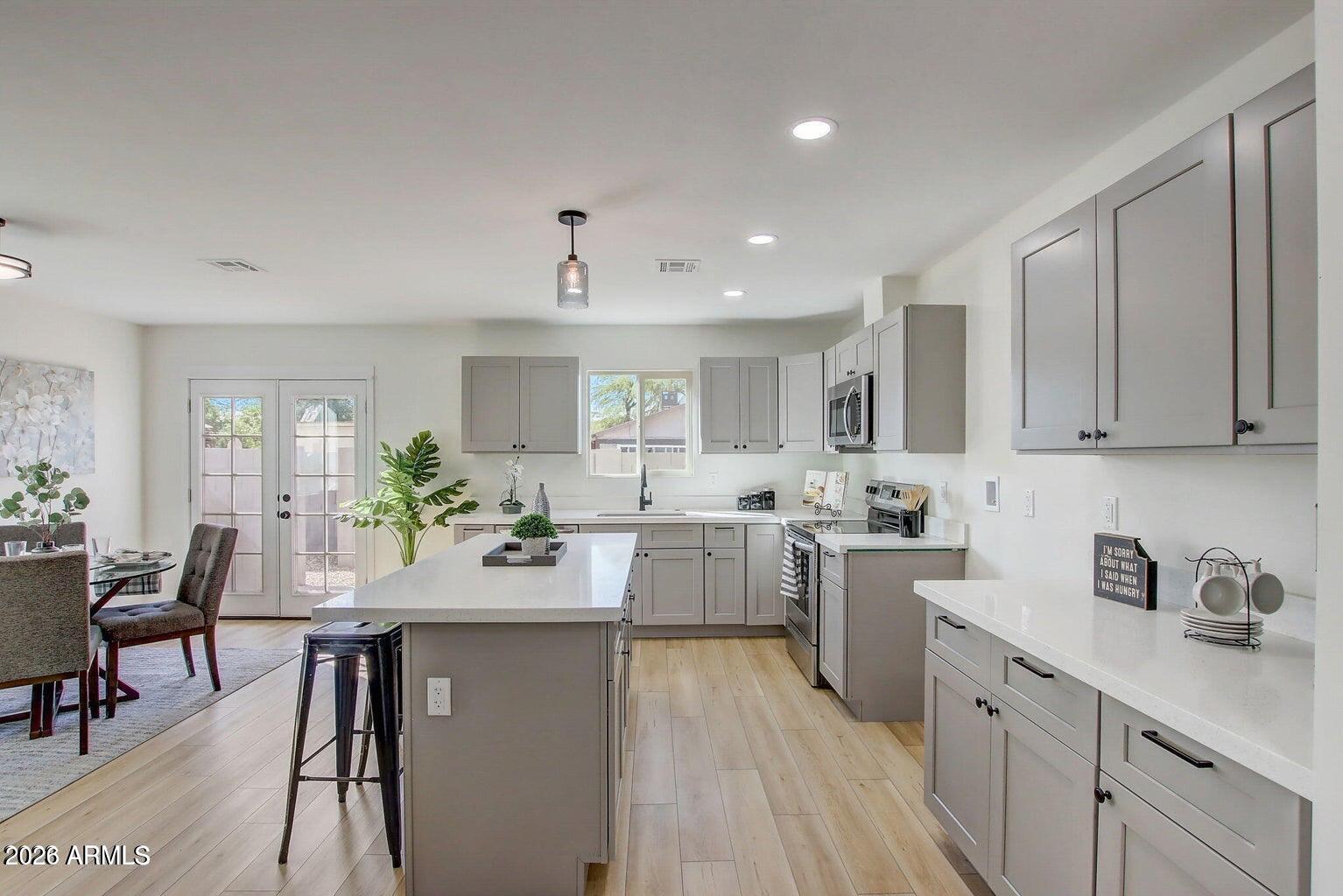 2509 E BROADWAY Road 2