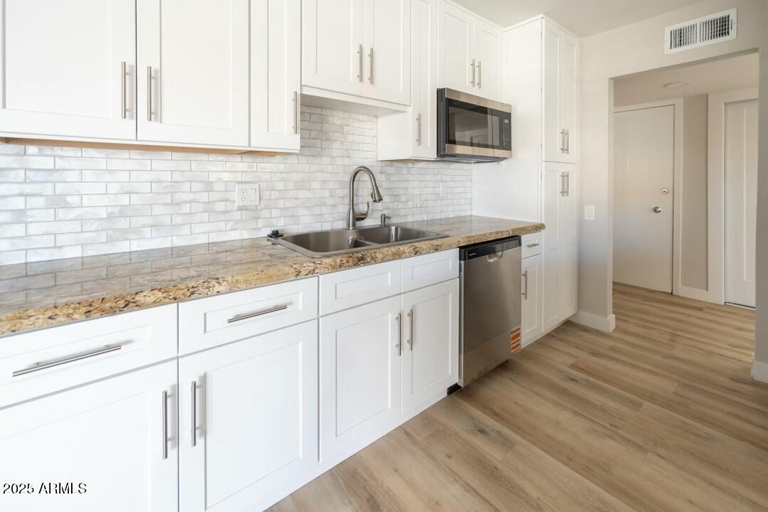 6767 N 7TH Street 123