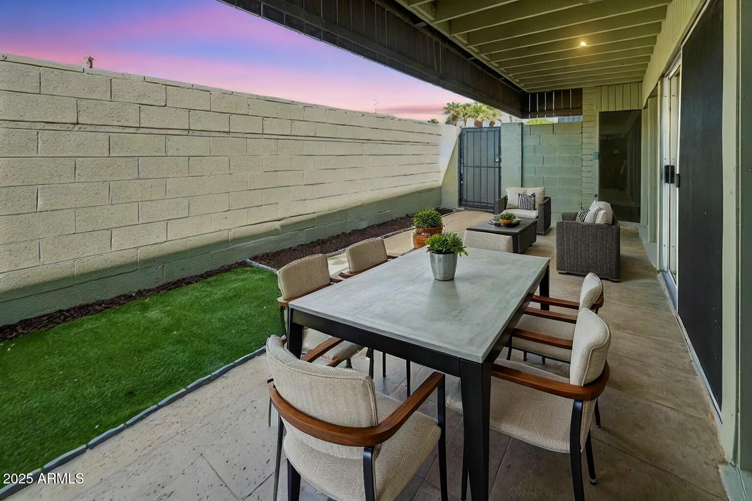 6767 N 7TH Street 123