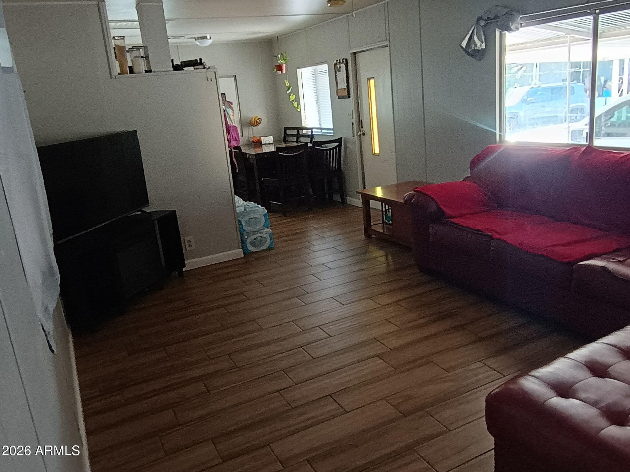61 W Southern Avenue 08