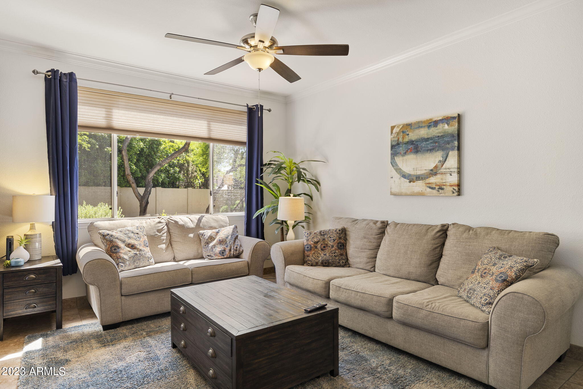 7009 E ACOMA Drive 1079