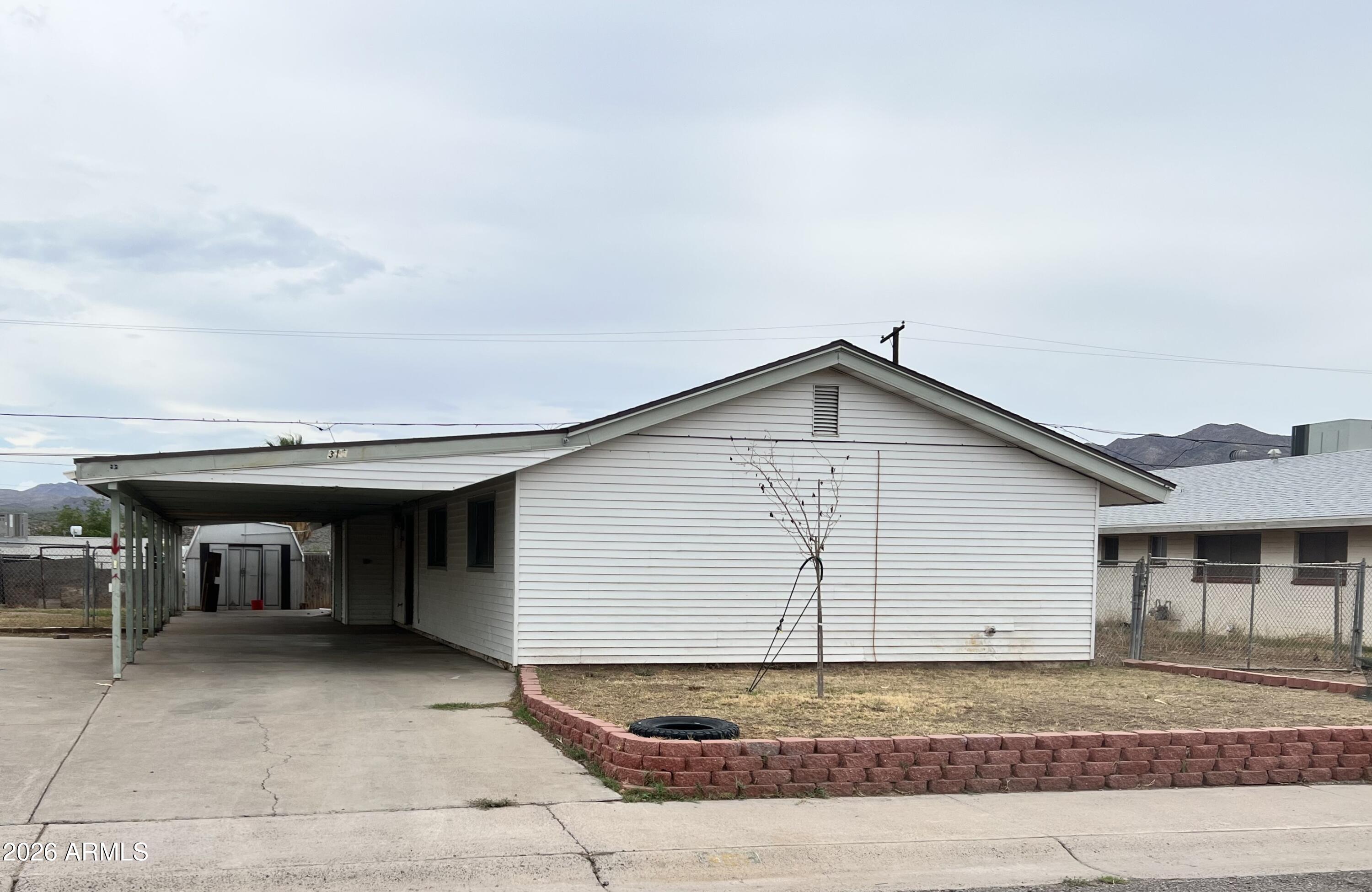 315 W FAIRHAVEN Road