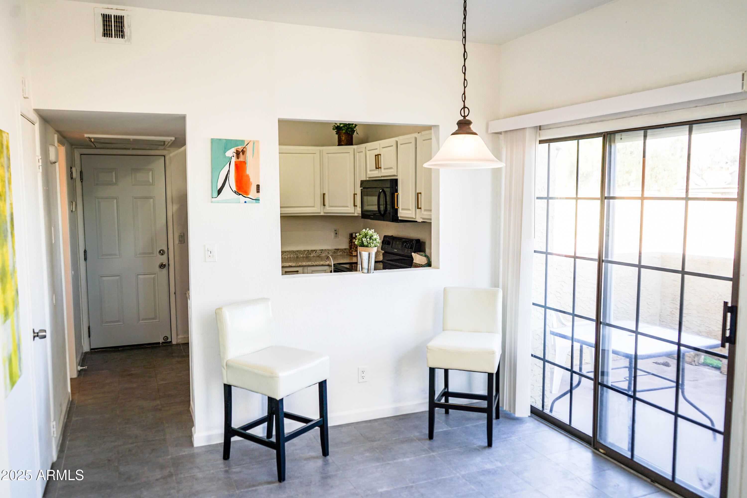 1126 W ELLIOT Road 1066