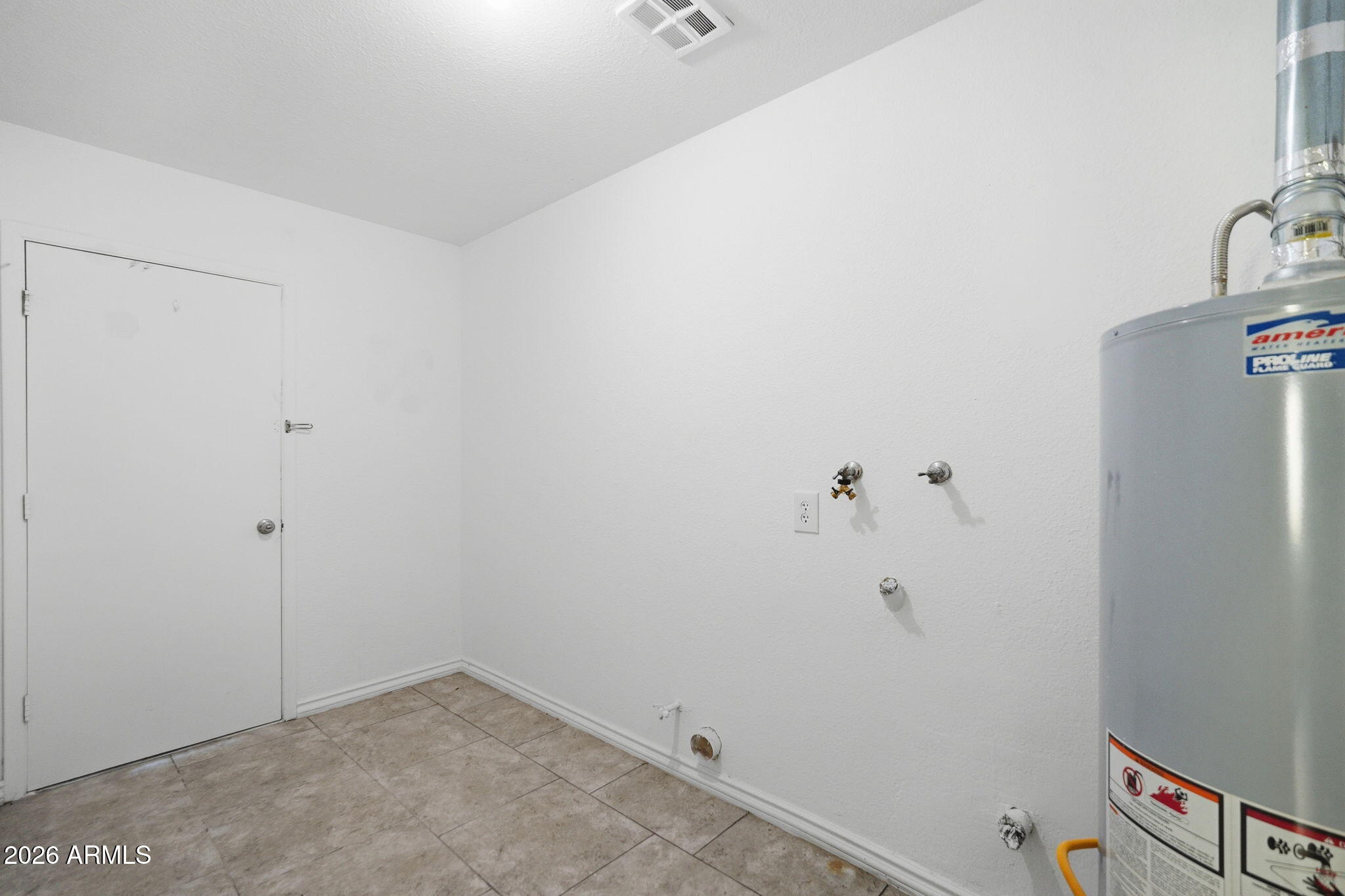 LAKES TRACT R1 - Residential