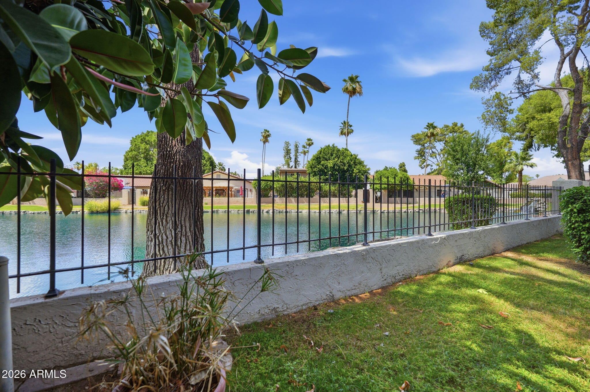 LAKES TRACT R1 - Residential