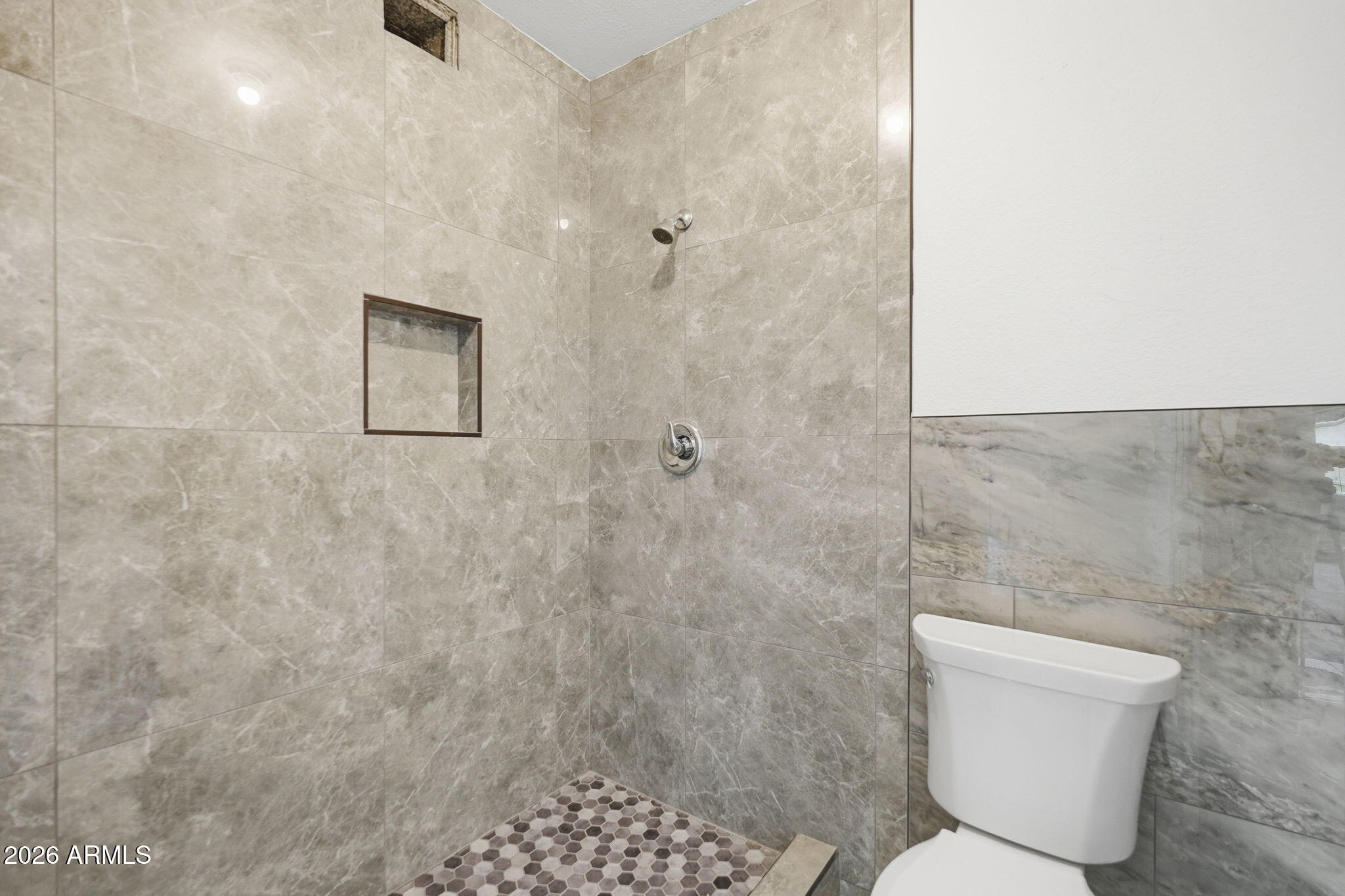 LAKES TRACT R1 - Residential