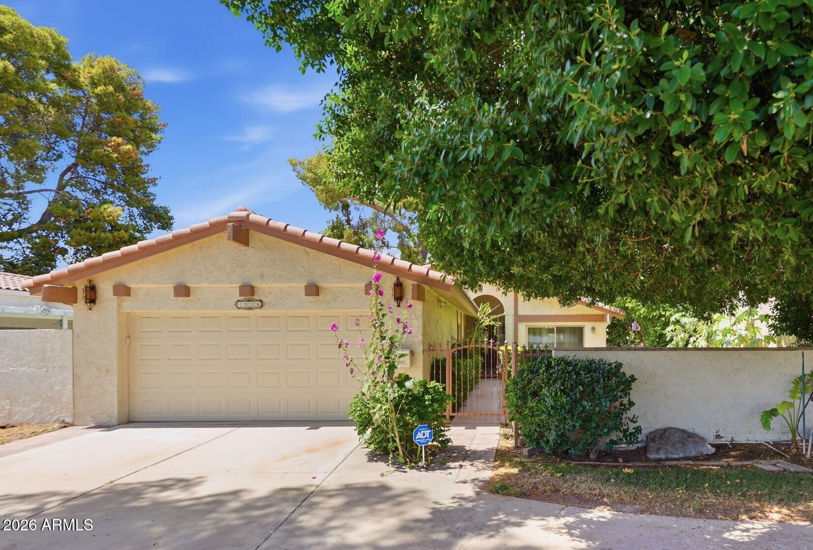 Properties 1 1534 E SOUTHSHORE Drive