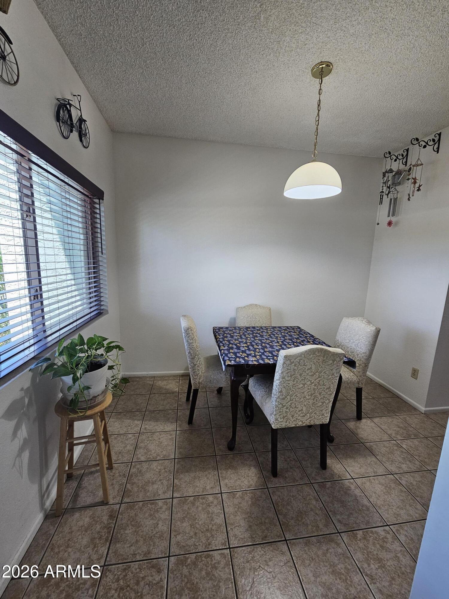 2315 W UNION HILLS Drive 115