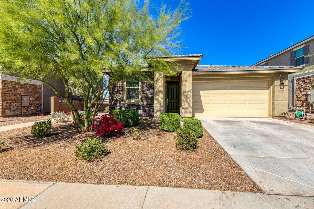 Photo of 12366 W Locust Lane, Avondale, AZ 85323 (MLS # 6996408)