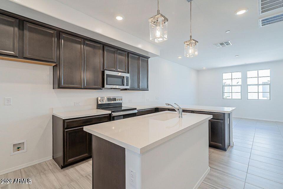 2669 S PEPPERTREE Drive 106