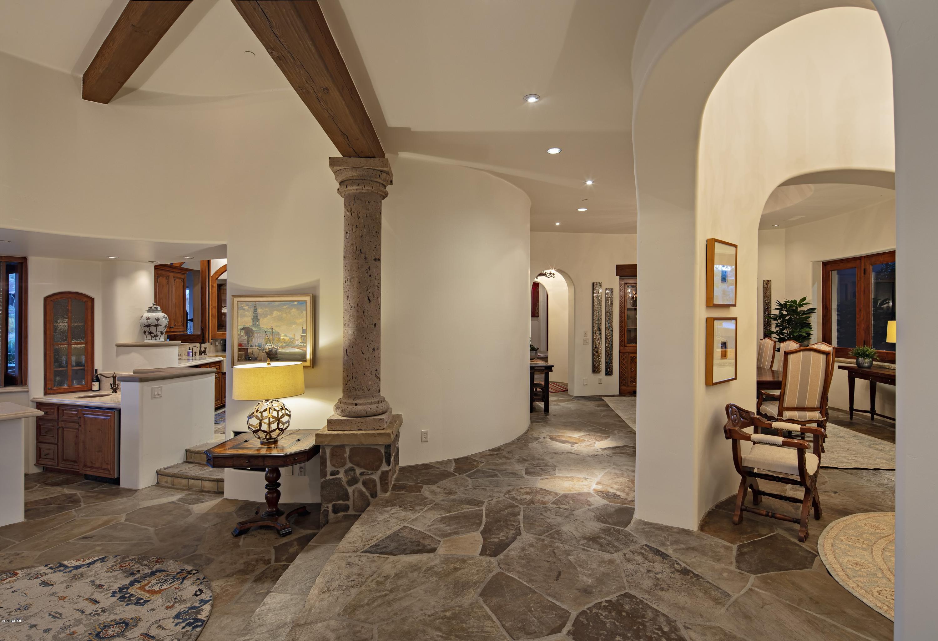PINNACLE CANYON - Residential