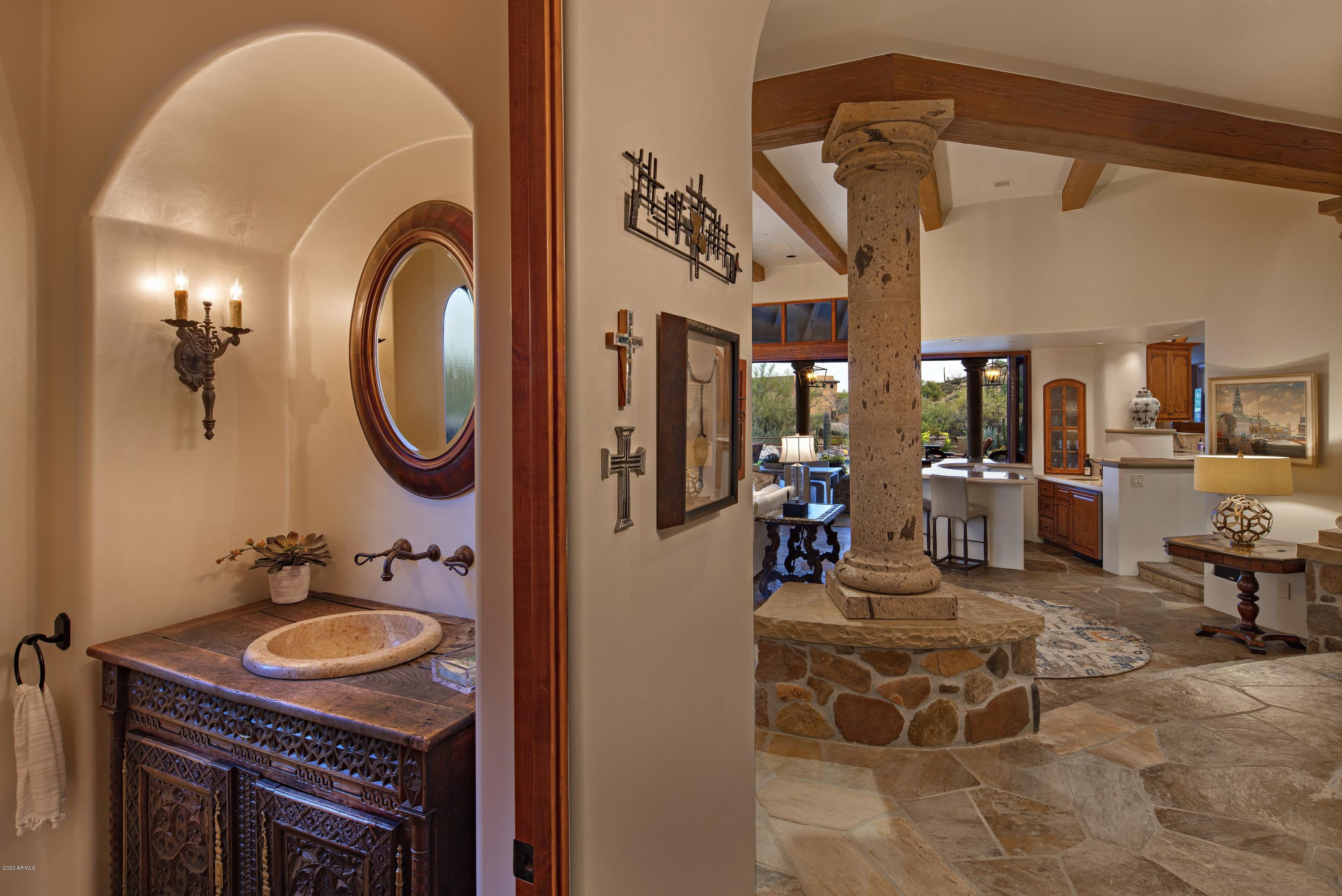 PINNACLE CANYON - Residential