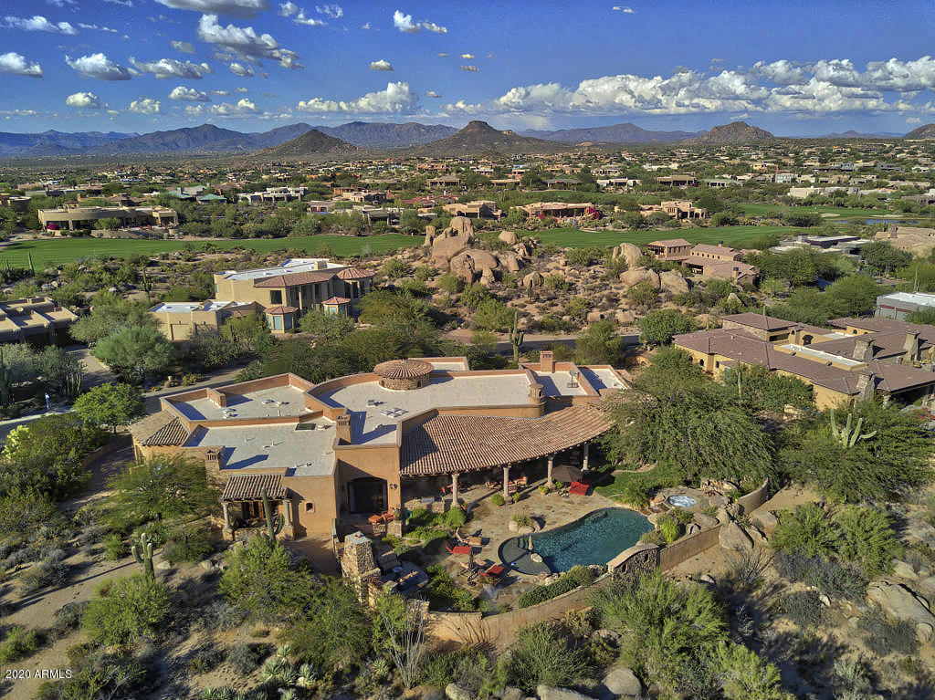 PINNACLE CANYON - Residential