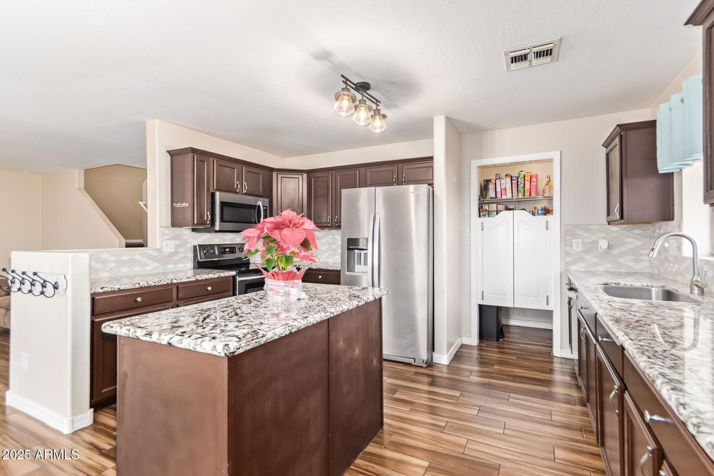 Photo of 317 W Settlers Trail, Casa Grande, AZ 85122 (MLS # 6906463)