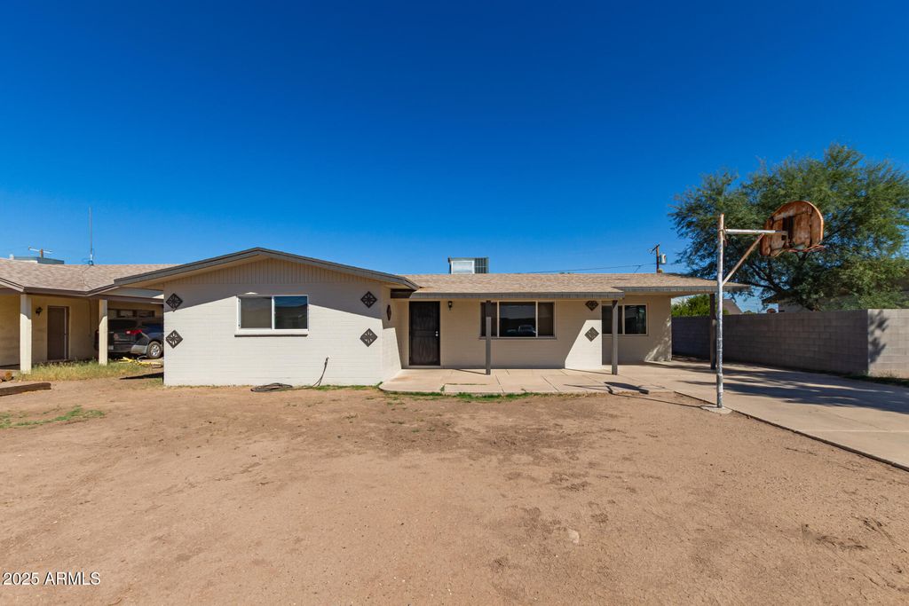 Photo of 312 W 12th Street, Eloy, AZ 85131 (MLS # 6930580)