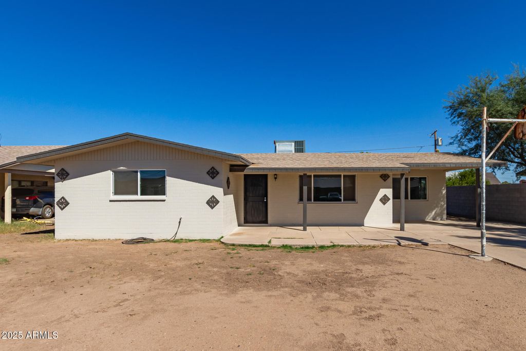 Photo of 312 W 12th Street, Eloy, AZ 85131 (MLS # 6930580)