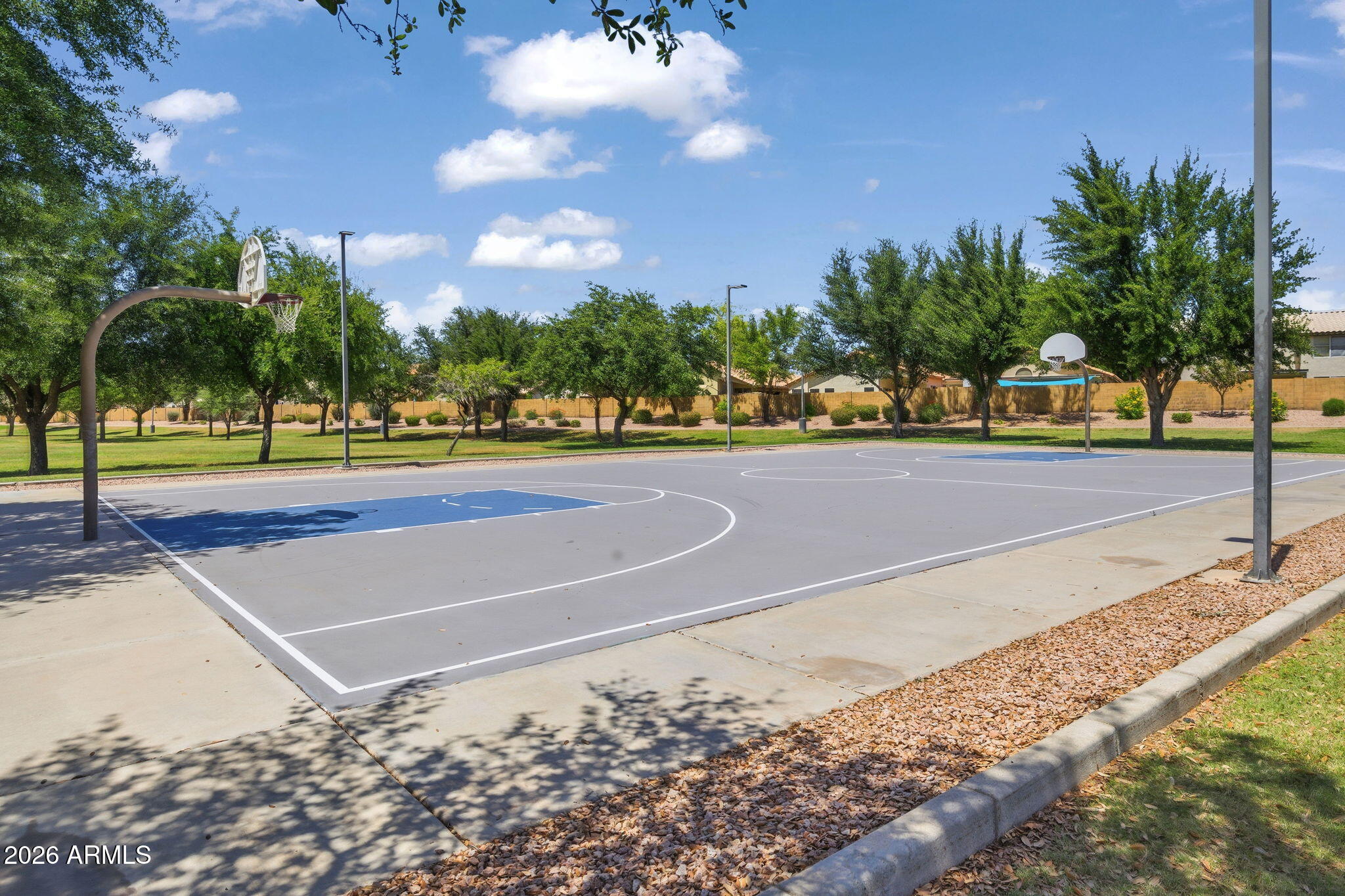 VAL VISTA - Residential