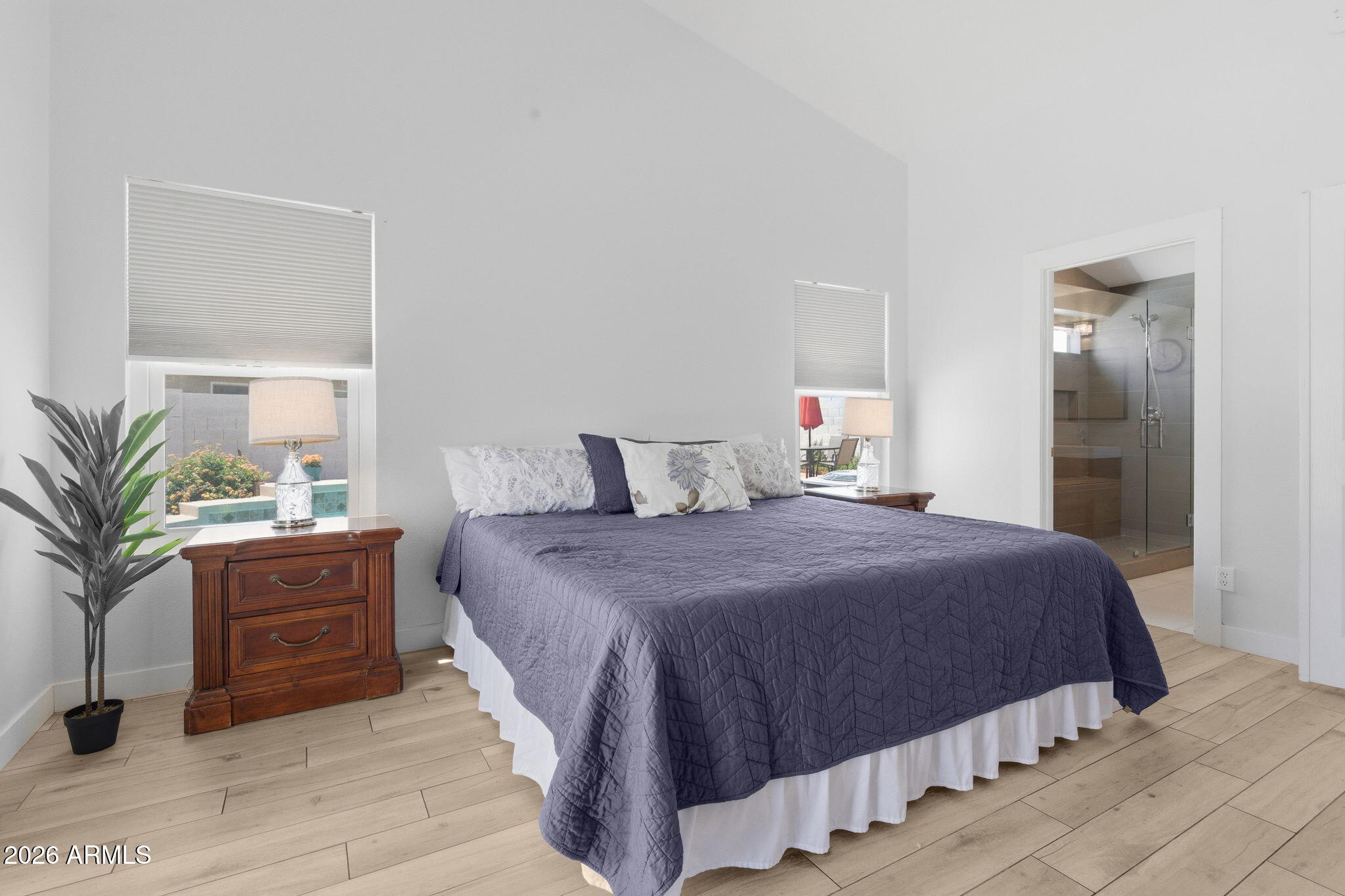 VAL VISTA - Residential