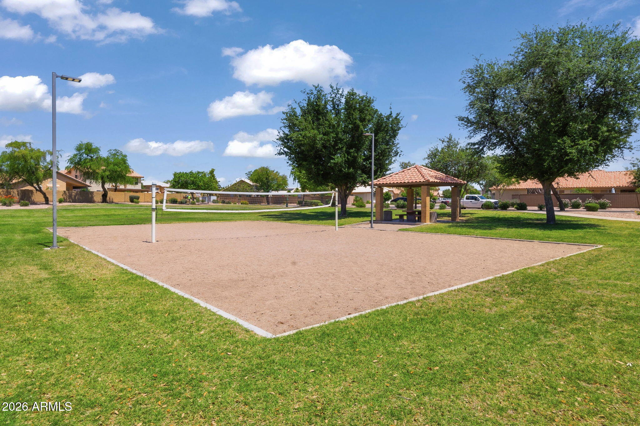VAL VISTA - Residential