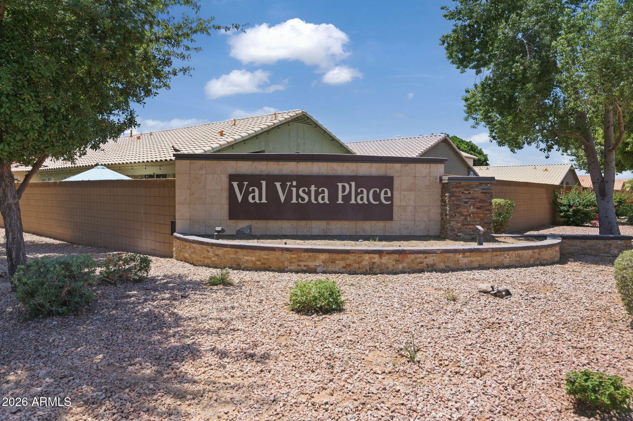 VAL VISTA - Residential