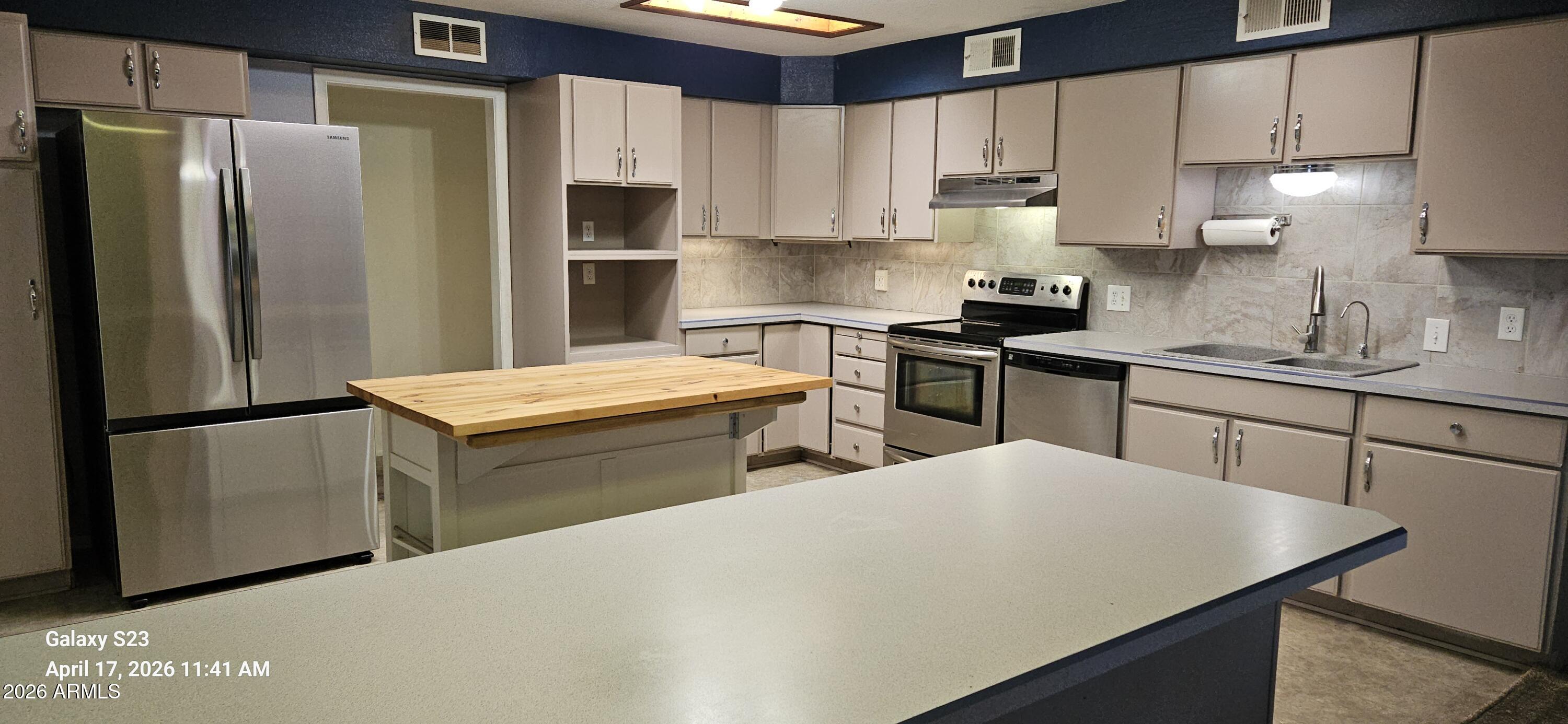 EL CORONADO HEIGHTS - Residential